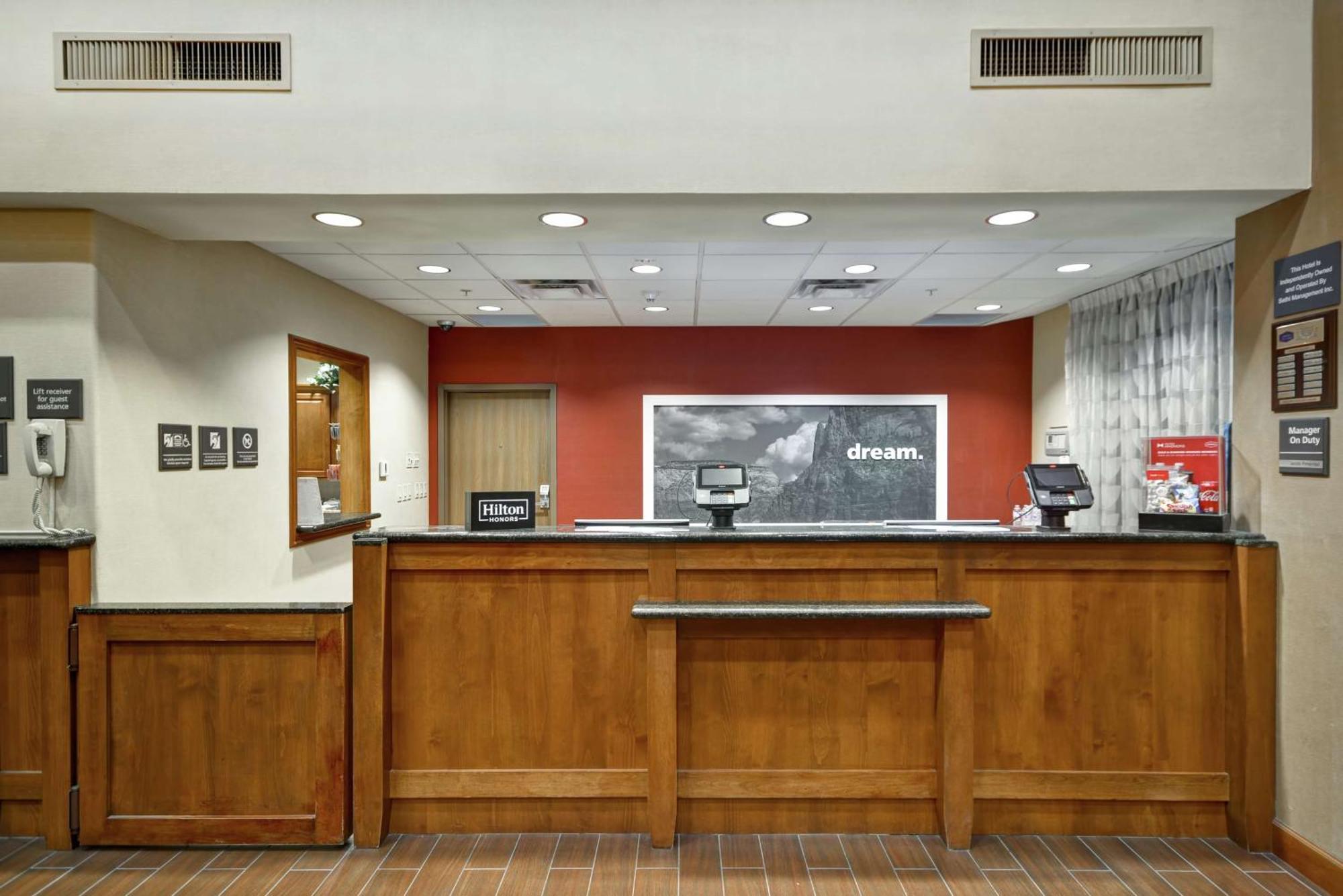 Hampton Inn & Suites Юма Экстерьер фото
